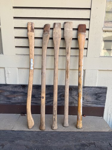 Vintage lot good usable axe - of,